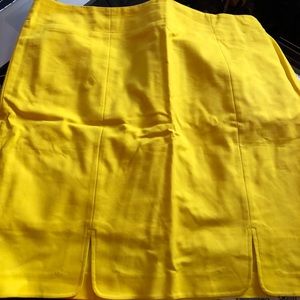 Yellow scallop hem skirt